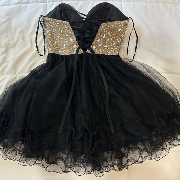 COYA Collection Prom Dress XS - Used - Picture 3 of 11